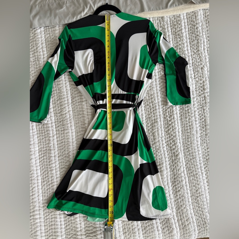 INC International Concepts Green and Black Patterned Dress, Size Medium - Picture 4 of 6